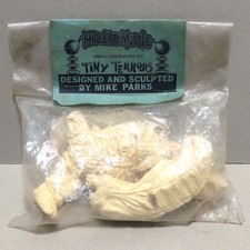 TINY TERRORS MAD LAB MODELS Mike Parks ALIEN