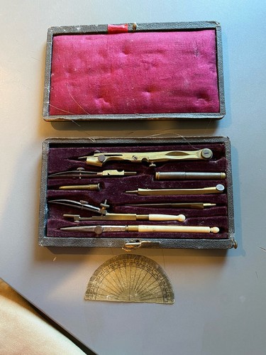 Ancien coffret compas - ancien,