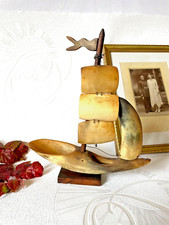 ※ ancien BATEAU VOILIER en corne de Boeuf~ Décoration collection marine vintage