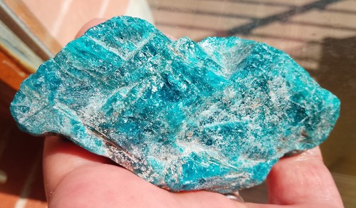 186 1gr 88x43x41mm apatite - 186.1gr,