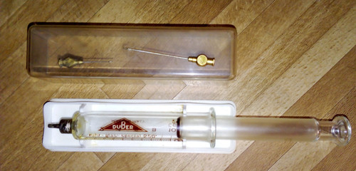 Ancienne seringue verre - seringue, en