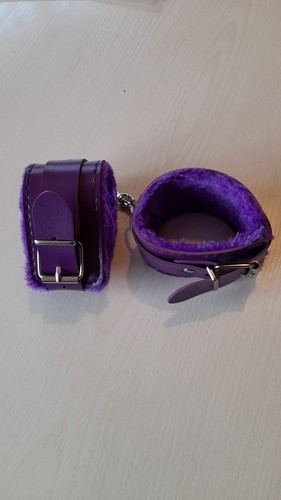 Menottes handcuffs cuir violet - menottes,