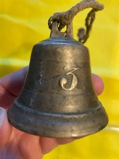 ANCIENNE PETITE CLOCHE N°3 ( DÉCO CHALET MONTAGNE CHÈVRE, BREBIS)