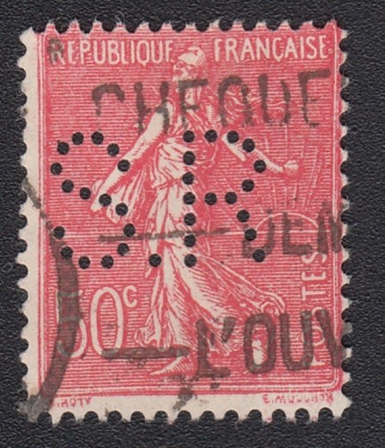 Timbre perforé 1924 - perforé, 1924-32