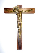 Crucifix mural en bronze