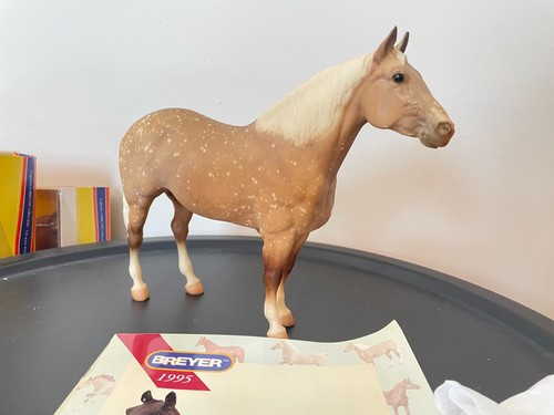 Breyer horse dappled - dappled, palomino