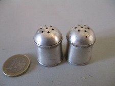 PAIRE DE SALIERES (POIVRIERES) DE TABLE GALLIA 