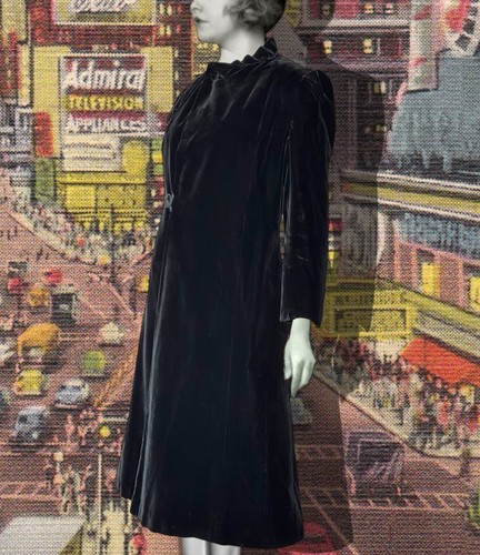 Edwardian black silk velvet - black,