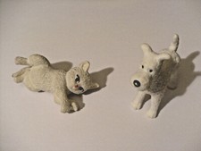  2 jolies figurines plastique