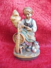 Très Belle Figurine En Bois