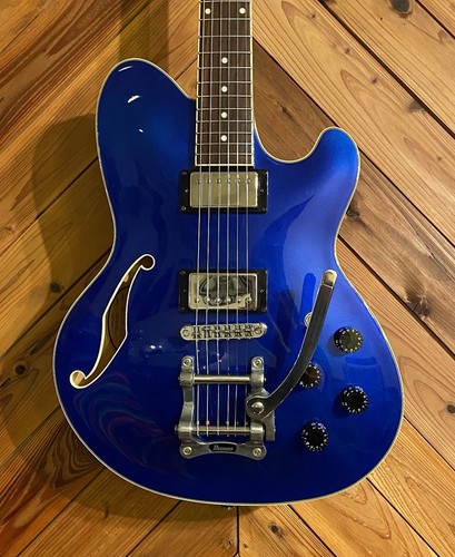 Guitare semi creuse - , ibanez