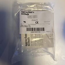 Haut-parleur et chaussure