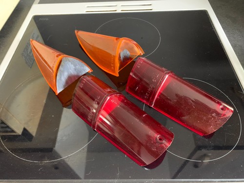 Cabochons feux arriere - de,