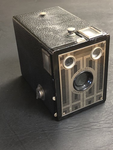 Vintage kodak brownie junior - vintage,