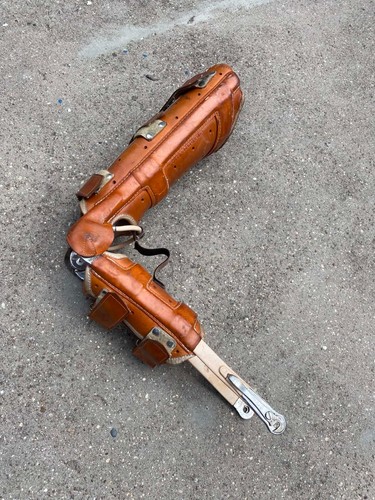 Ancienne prothèse jambe - jambe, /