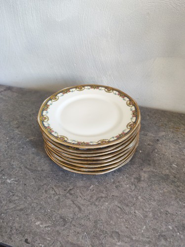 Assiettes porcelaine de - 8, en