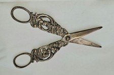 Paire de ciseaux à vigne à raisins