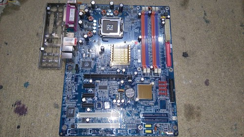 Carte mere gigabyte - carte,