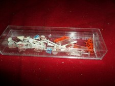 MAQUETTE ho boite panneaux routier     ref 4216 merten?