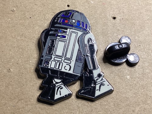 Pins signé disney - pins, r2