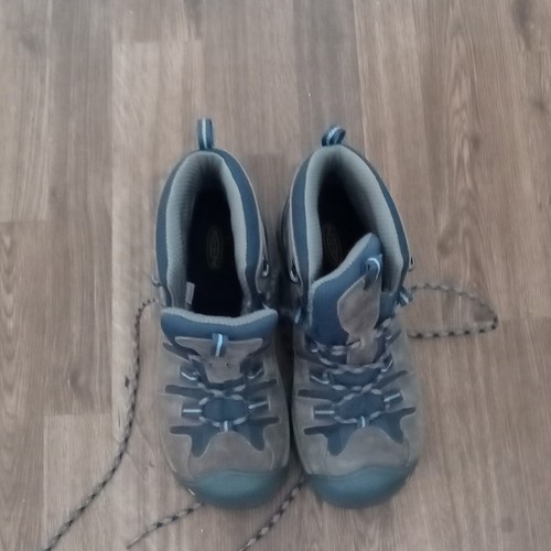Keen waterproof hiking boots - waterproof,