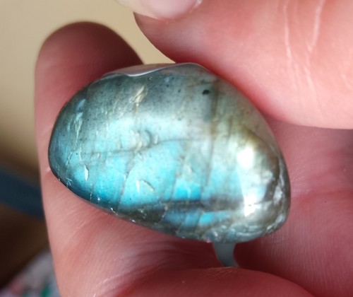 10.4gr 28x18x15mm labradorite