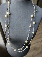 Très Beau Collier /sautoir BICHE DE BERRE   Vintage 