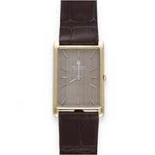 Montre Universal Geneve rectangulaire Extraplate Homme en Or Jaune 18k vers 1975