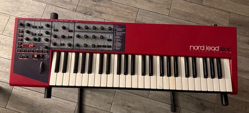 Clavia nord lead - 2x, 49-key
