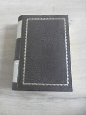 ancienne boite cachette faux livre legende du Tabac France vintage deco biblio