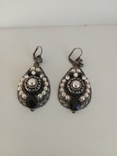 boucles d'oreille