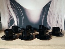 ANCIENNES TASSES ET SOUCOUPES