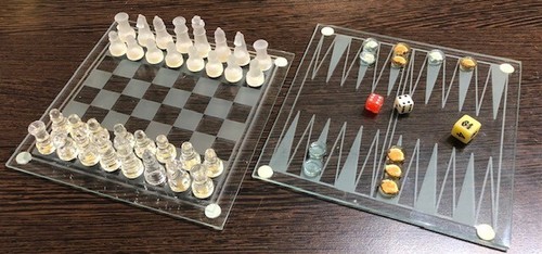 Jeu echecs backgammon - et,