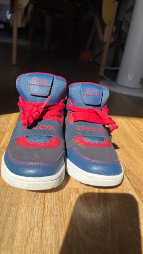 Chaussure enfant - chaussure,