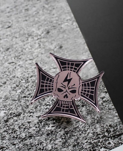 Pin badge broche - badge, tete