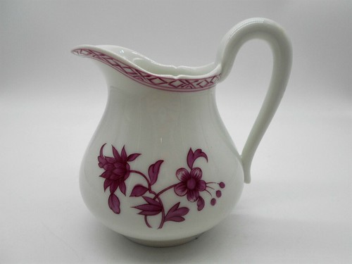 Magnifique pot lait - a, /