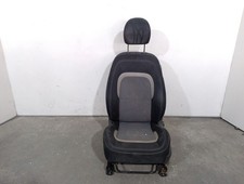 88103A2010AUX SIÈGE AVANT