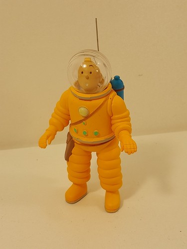 Figurine tintin a marché - a,