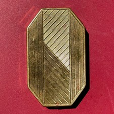 Poudrier Houbigant vintage années 50 en laiton doré strié octogonal