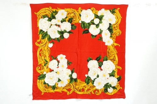 Chanel foulard carré camellia - chanel,