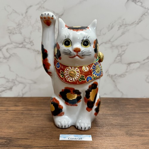 Maneki neko beckoning lucky - maneki,