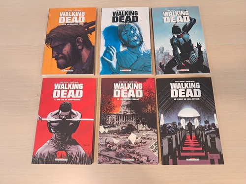 Lot comics walking - lot,