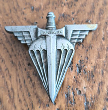 Insigne  BETAP  Base Ecole Troupes Aéroportées  /   Sans Nom   /R200