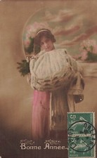 CP BONNE ANNEE FEMME MANCHON