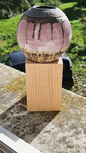 Rotating spherical vase - spherical,