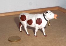 STARLUX - FIGURINE FERME  :  BOVIN - VACHE AVEC CLOCHE - EXCELLENT  ETAT