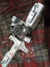 Lève-vitre électrique porte d'entrée avec scooter Gauche PEUGEOT 208 PureTech 82