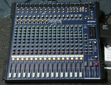 Yamaha MG206C Console de