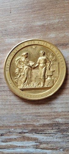 Médaille bronze doré - médaille,