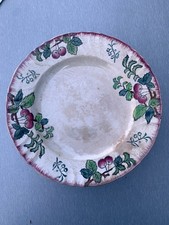 Assiette Plat sur pied Longwy Montmorency décor cerises Ø 22 cm Faïence ancienne